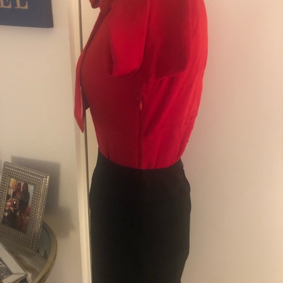 Michael Kors red pussy bow blouse - Picture 5 of 7